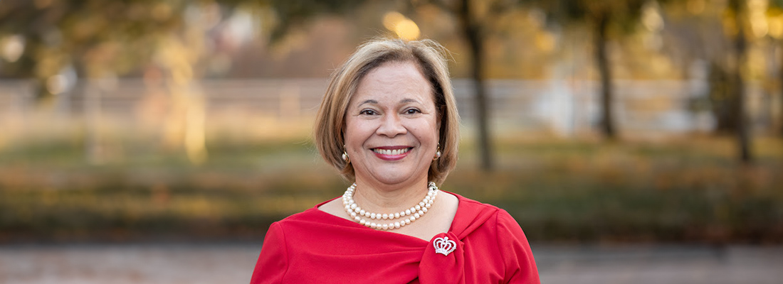 headshot of mayor vi lyles